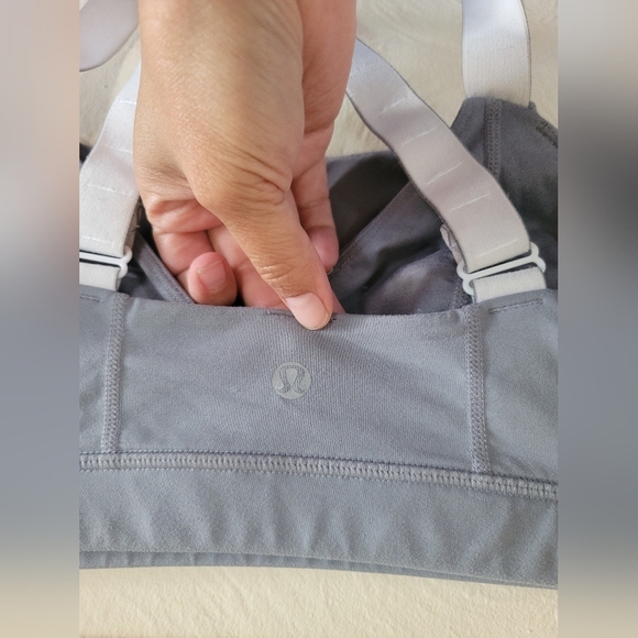 Lululemon, Adjust‎ Me Bra, Fossil, Size 9 - Picture 4 of 12
